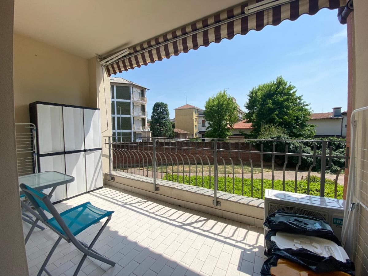 Chicco Light By Cinelli Apartment Vercelli Bagian luar foto
